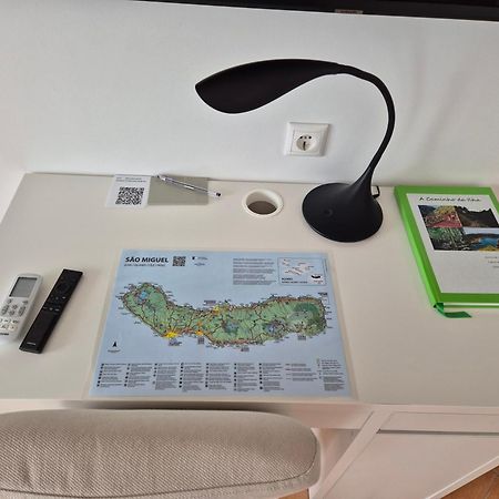 A Caminho Da Ilha Διαμέρισμα Πόντα Ντελγκάντα Εξωτερικό φωτογραφία